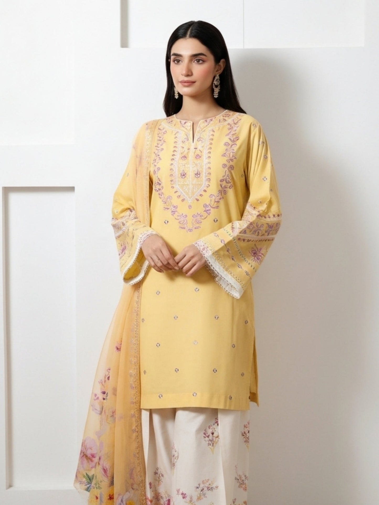Gulabo Embroidered 3pcs fabric lawn cotton