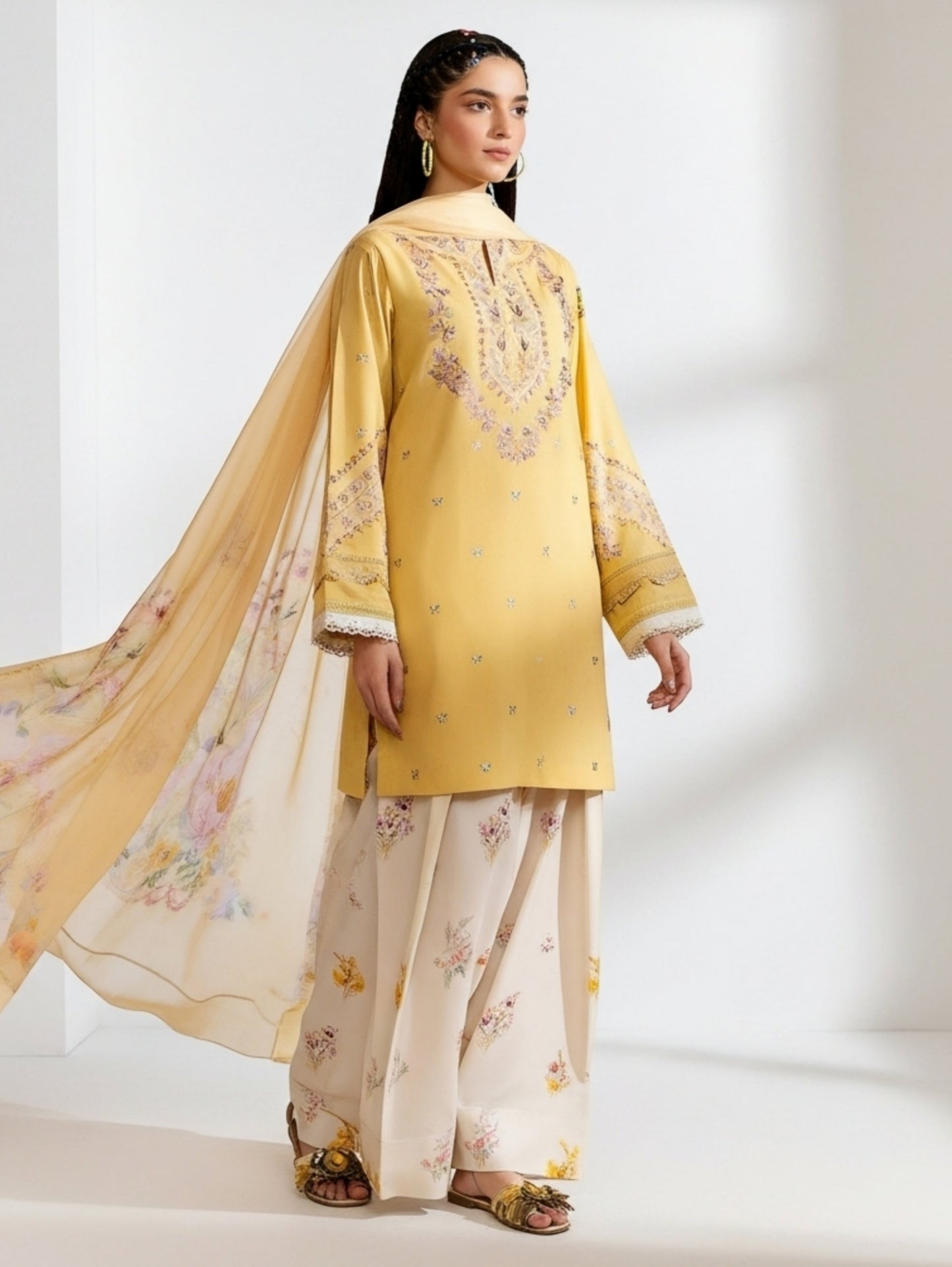 Gulabo Embroidered 3pcs fabric lawn cotton