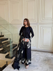 Ladies Neatural Crepe Farshi Salwar Kameez Dupatta ￼