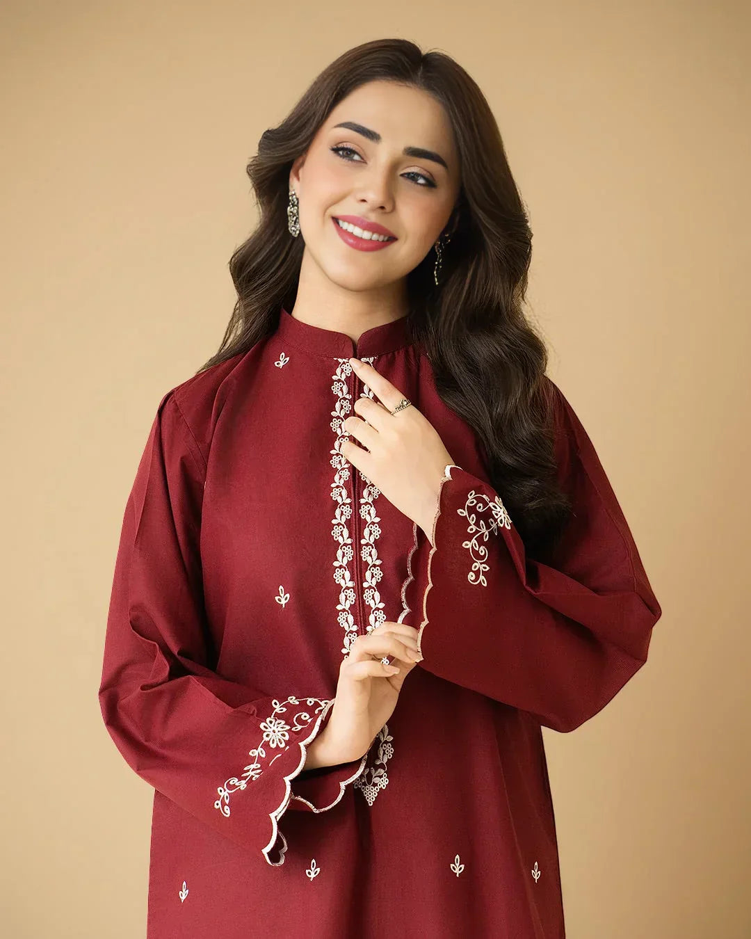 Embroidered Berry 2PCS